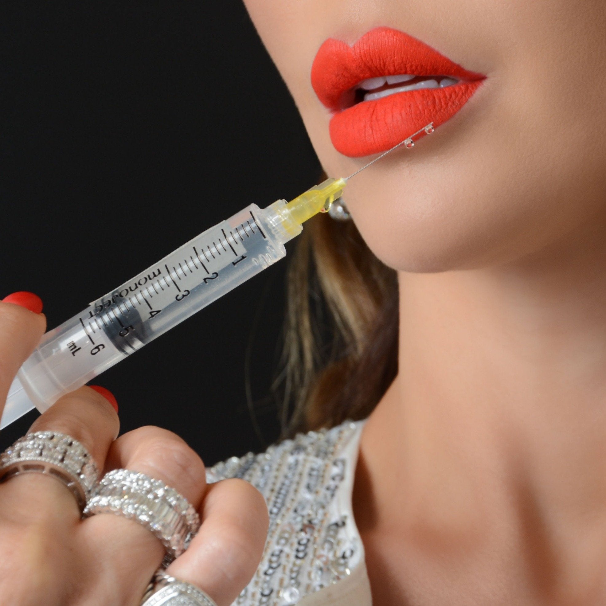 AUGUST LIP PROMO